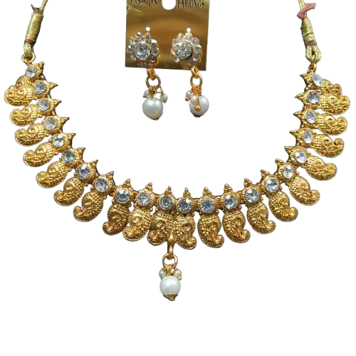Opulent Design Set Necklace and Earrings Set