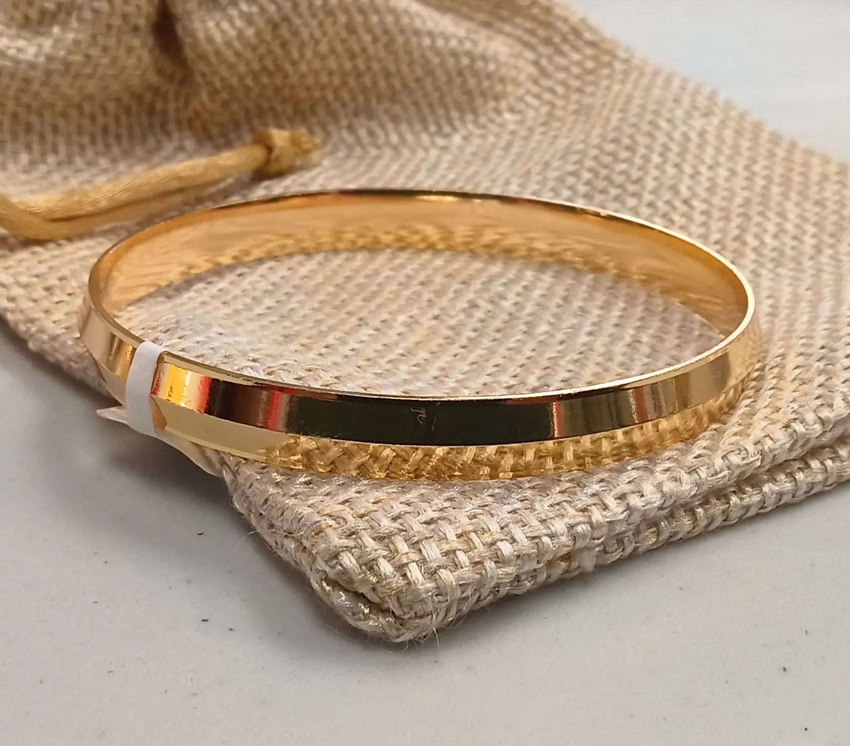 Simple Gold Plated Bangle (Size 2.8)